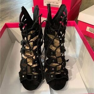 Shoe Dazzle Black Gladiator Heels